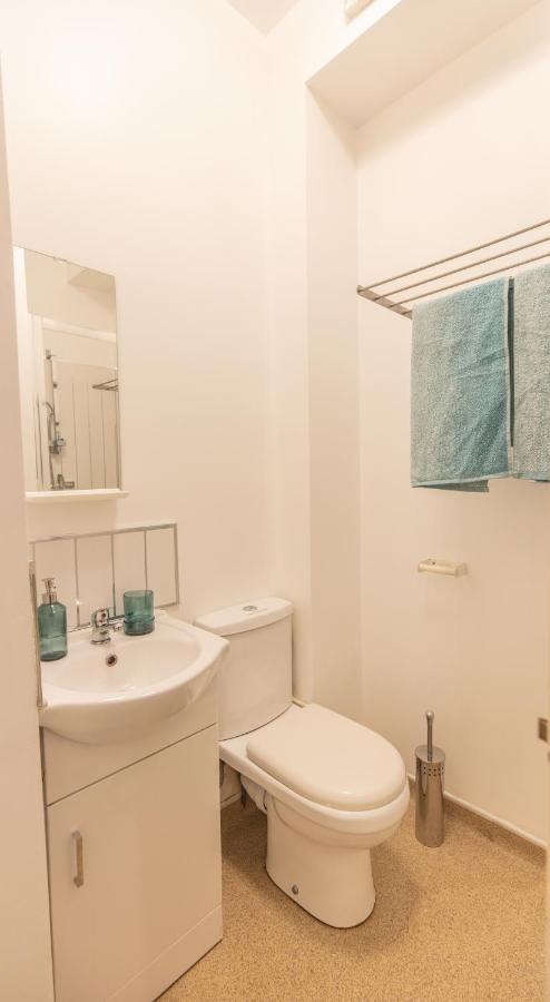 Cosy Modern Apartment, Grand Victorian Building, 5 Mins To Coventry City Centre Esterno foto